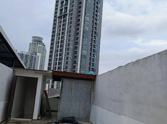 Big Groups Heaven In Location * Bangkok